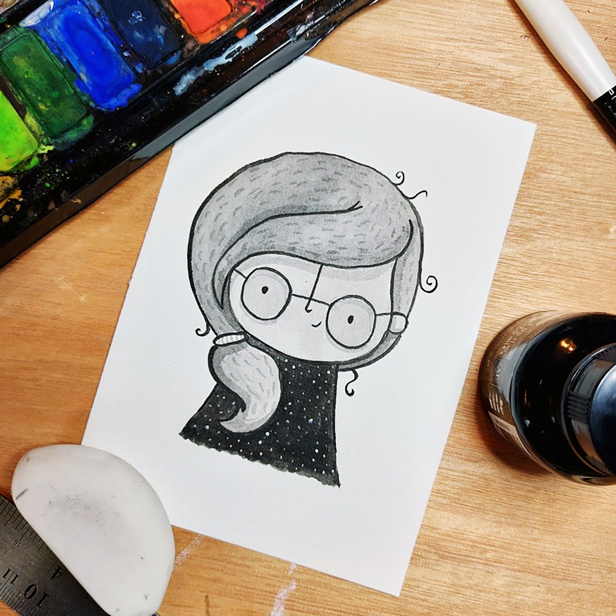 tiny-grey-custom-portraits-girl-1 tiny-grey-custom-portraits-girl-1